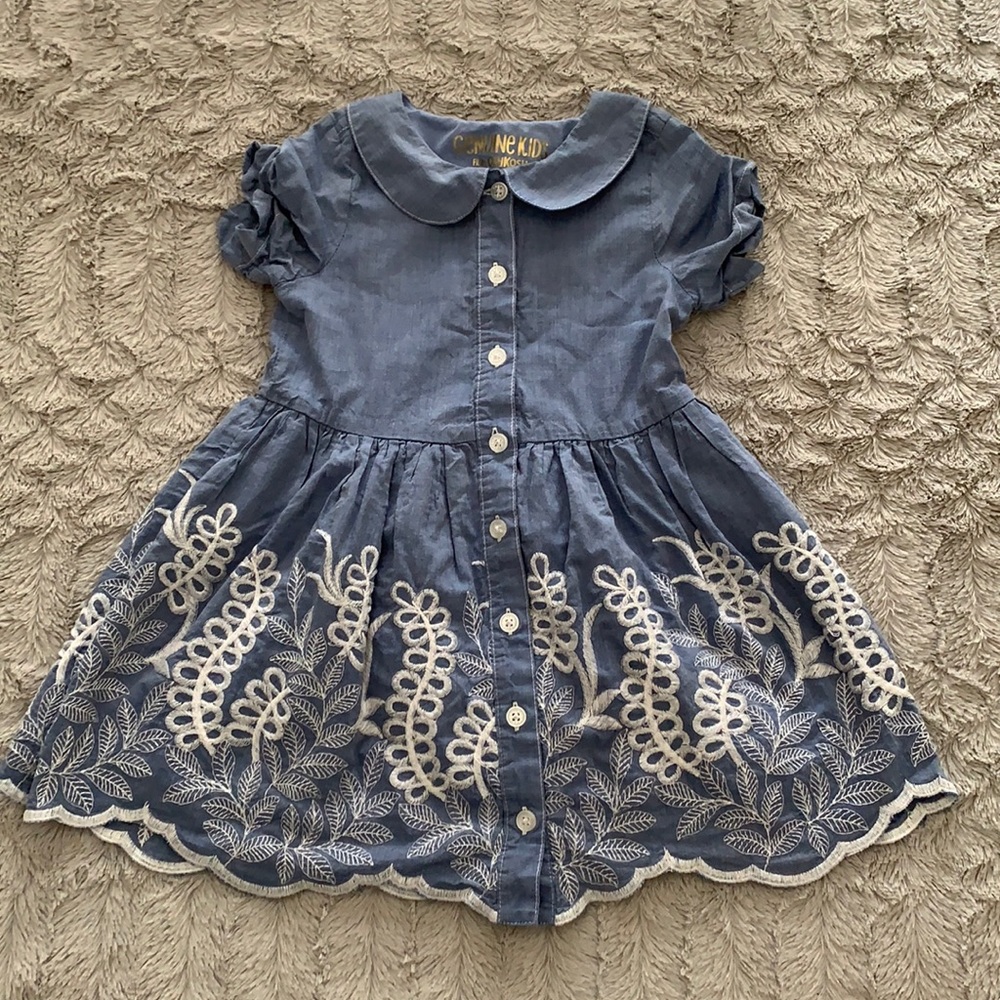 Girls dress